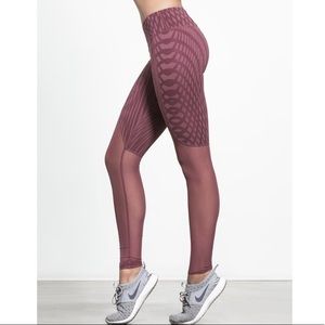 NWT Alo Grenache Arches leggings XS mauve